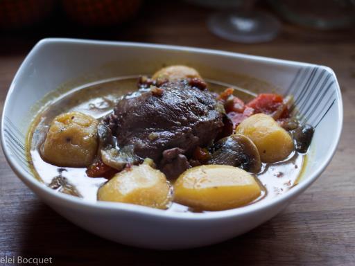 Joue de porc à la bière